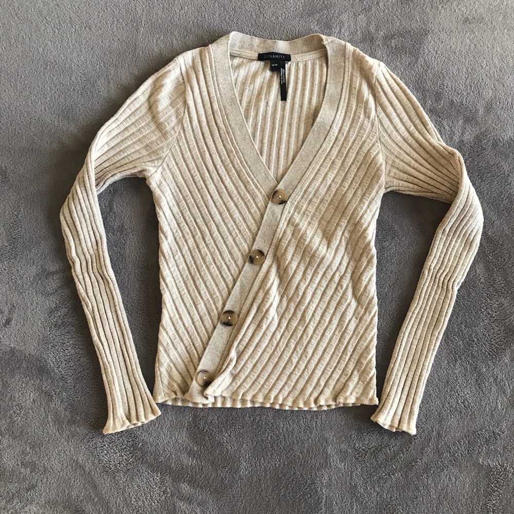 Dynamite Sweater - Picture 3 of 4